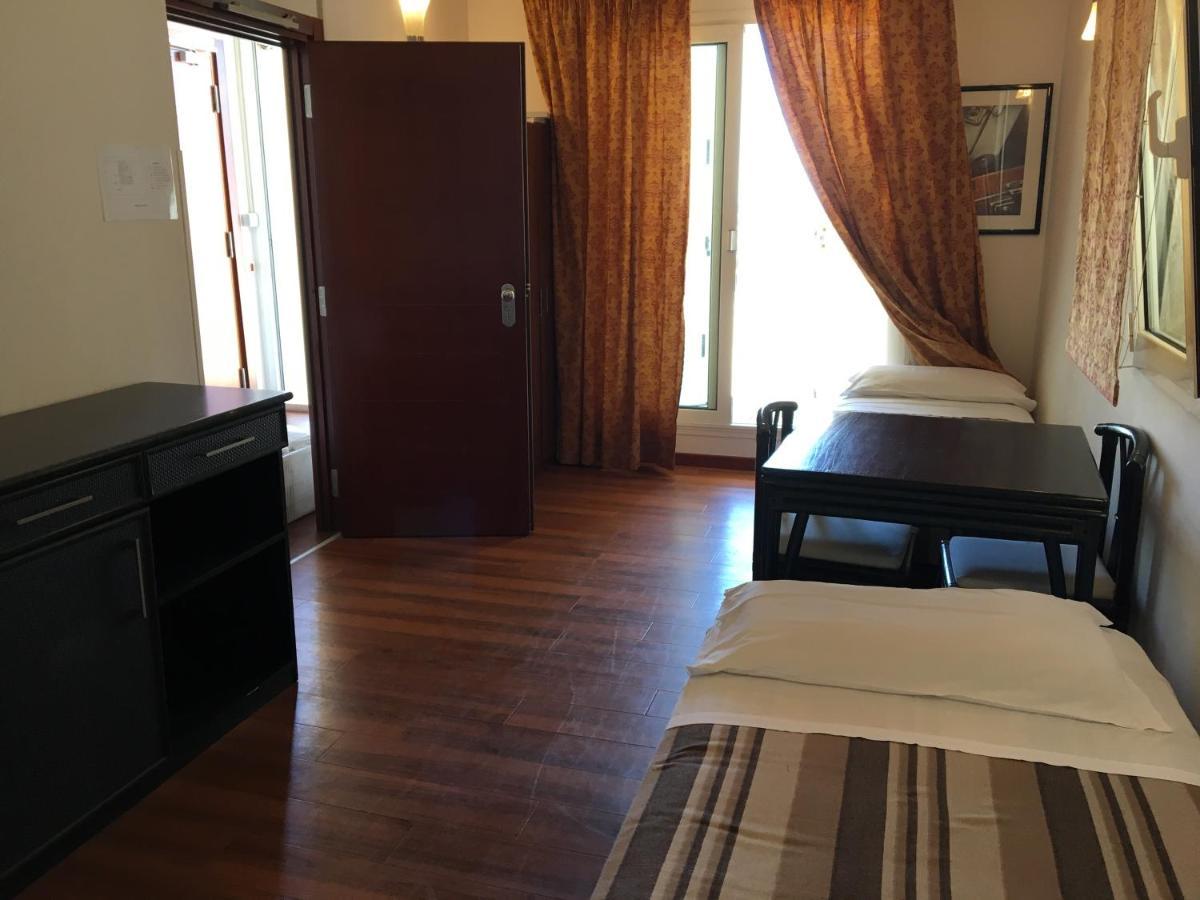 Hotel Consul - Family Hotel Риччоне Экстерьер фото